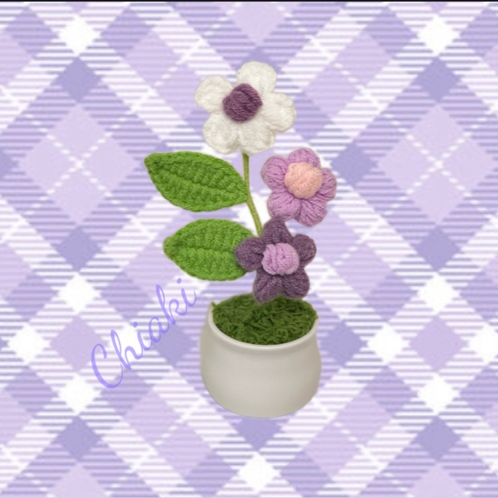 Purple Flower Crochet with Pot (6.5”)